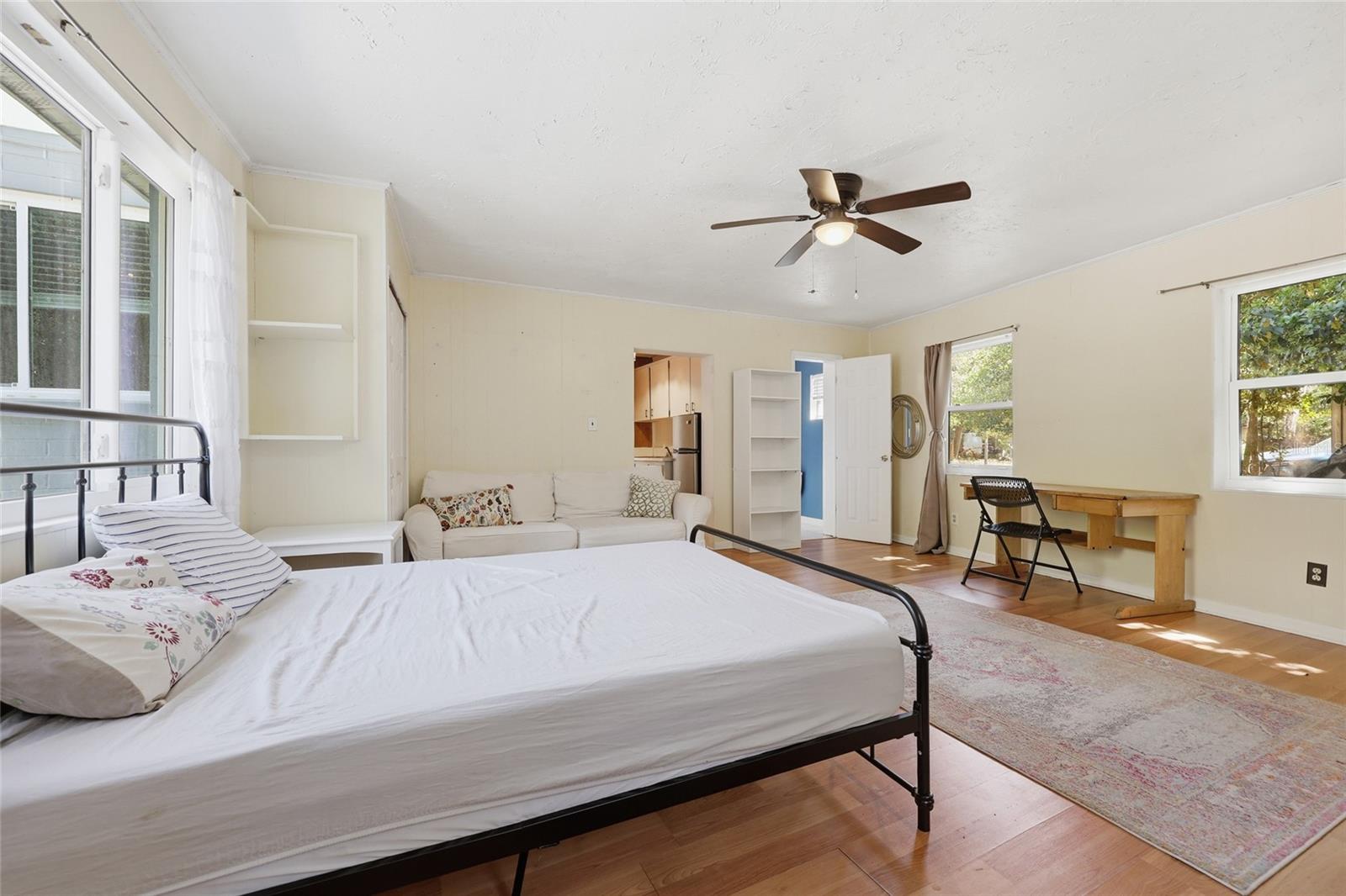 Image 29 of 39 For 1334 9th St, Street