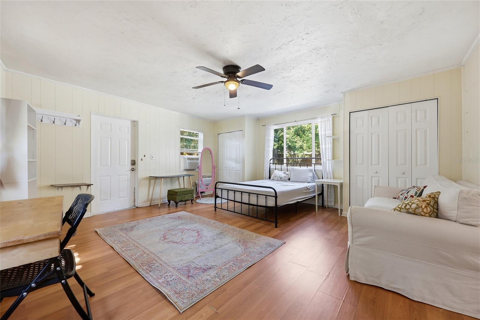 Image 31 of 39 For 1334 9th St, Street