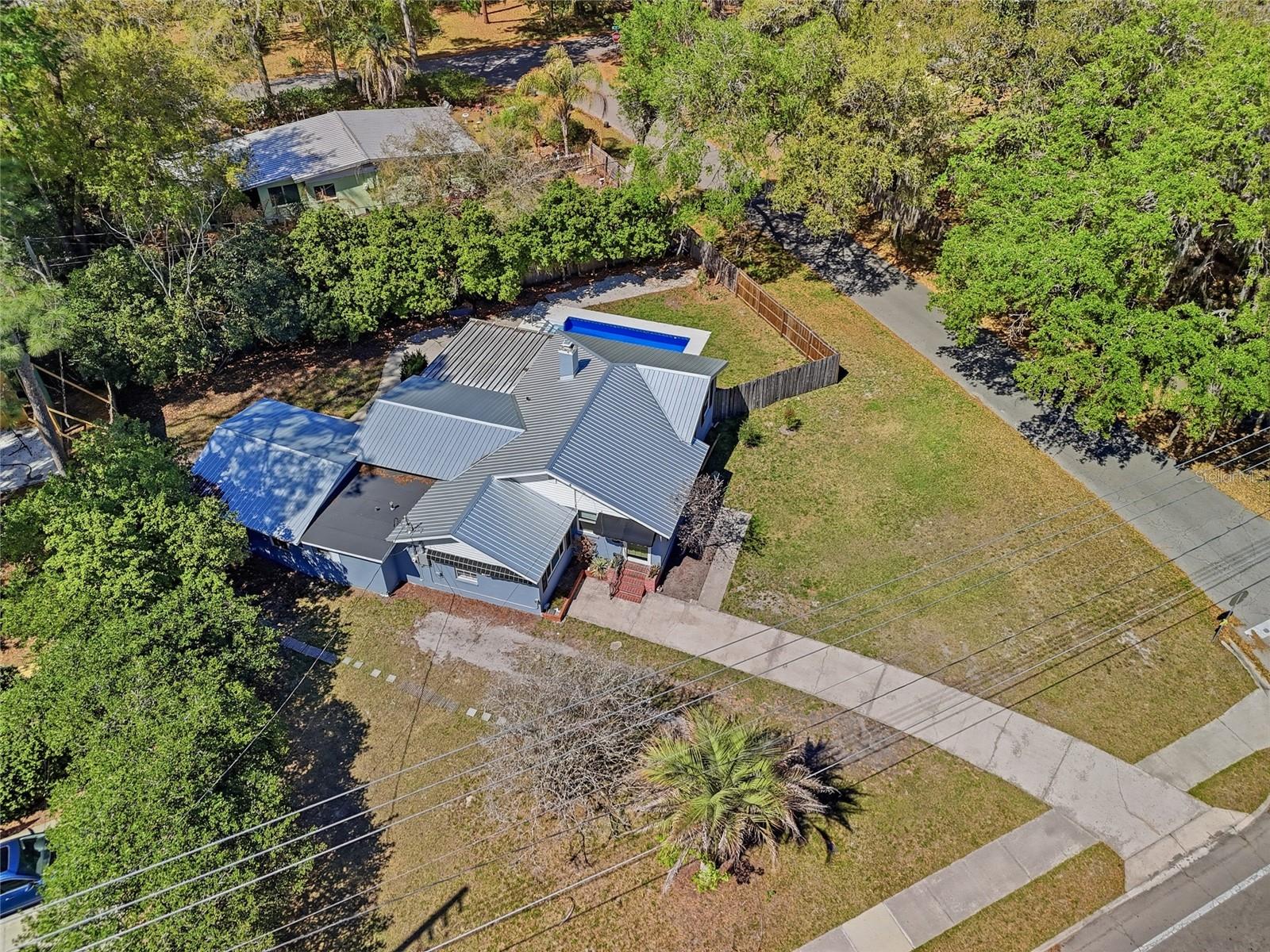 Image 36 of 39 For 1334 9th St, Street