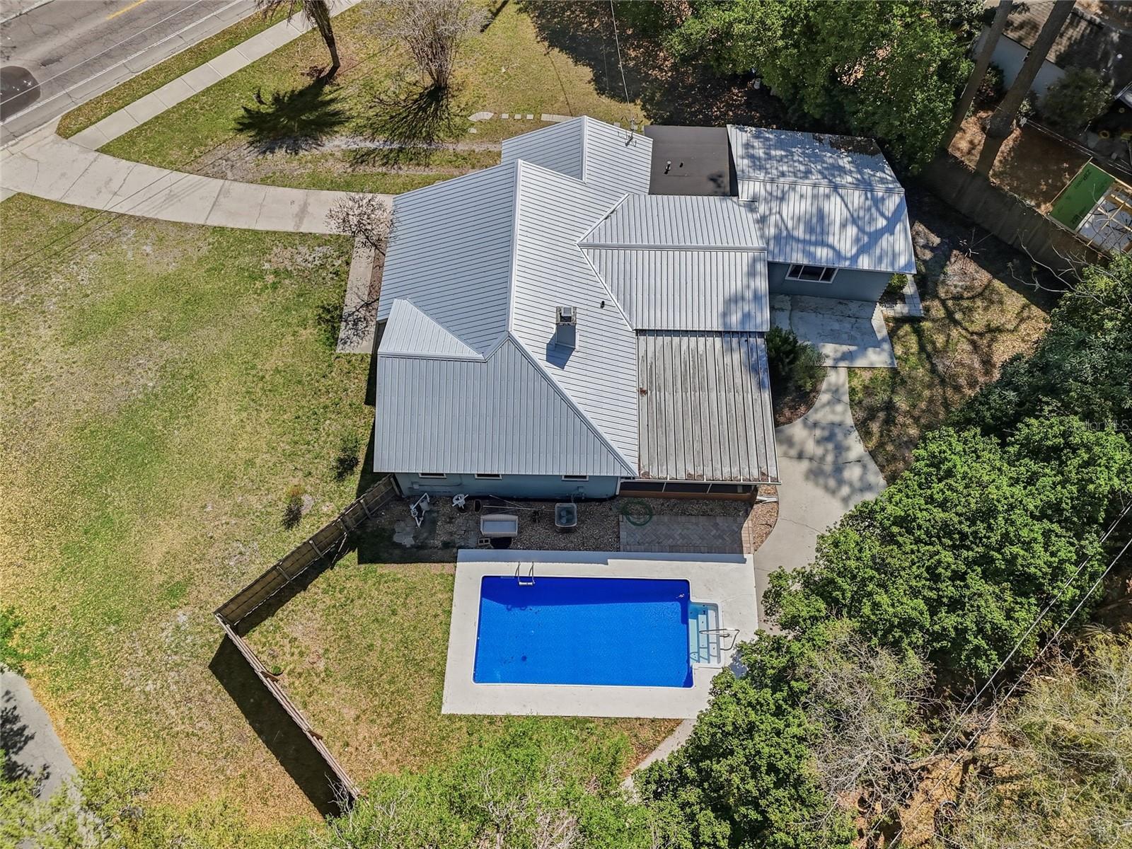 Image 37 of 39 For 1334 9th St, Street