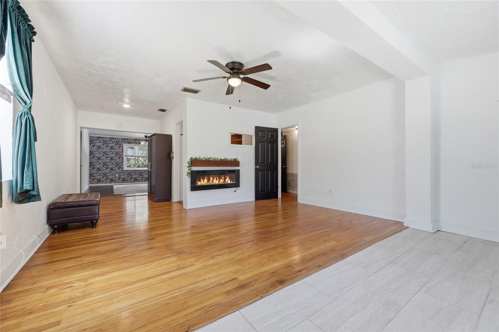 Image 7 of 39 For 1334 9th St, Street