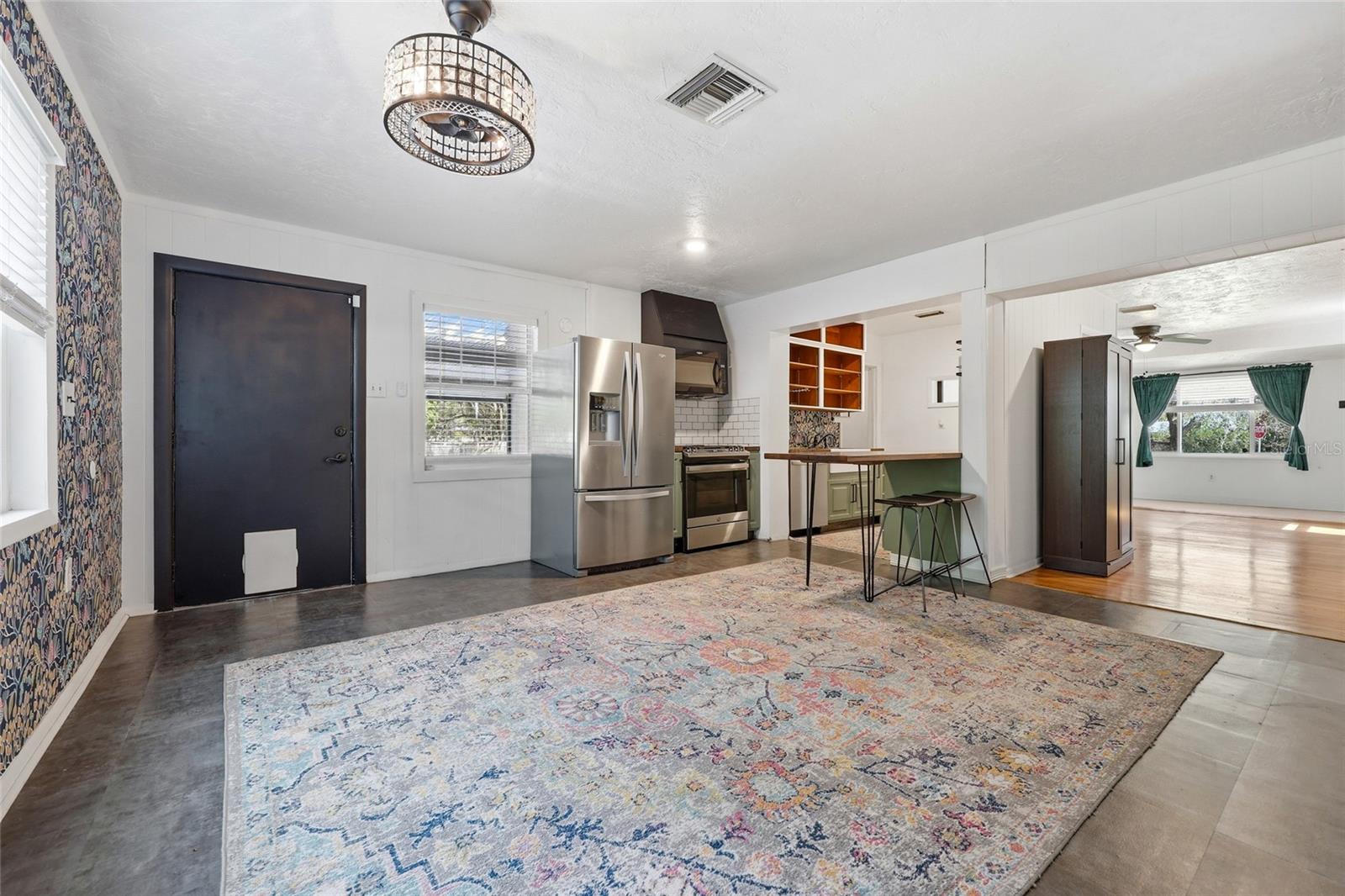 Image 9 of 39 For 1334 9th St, Street