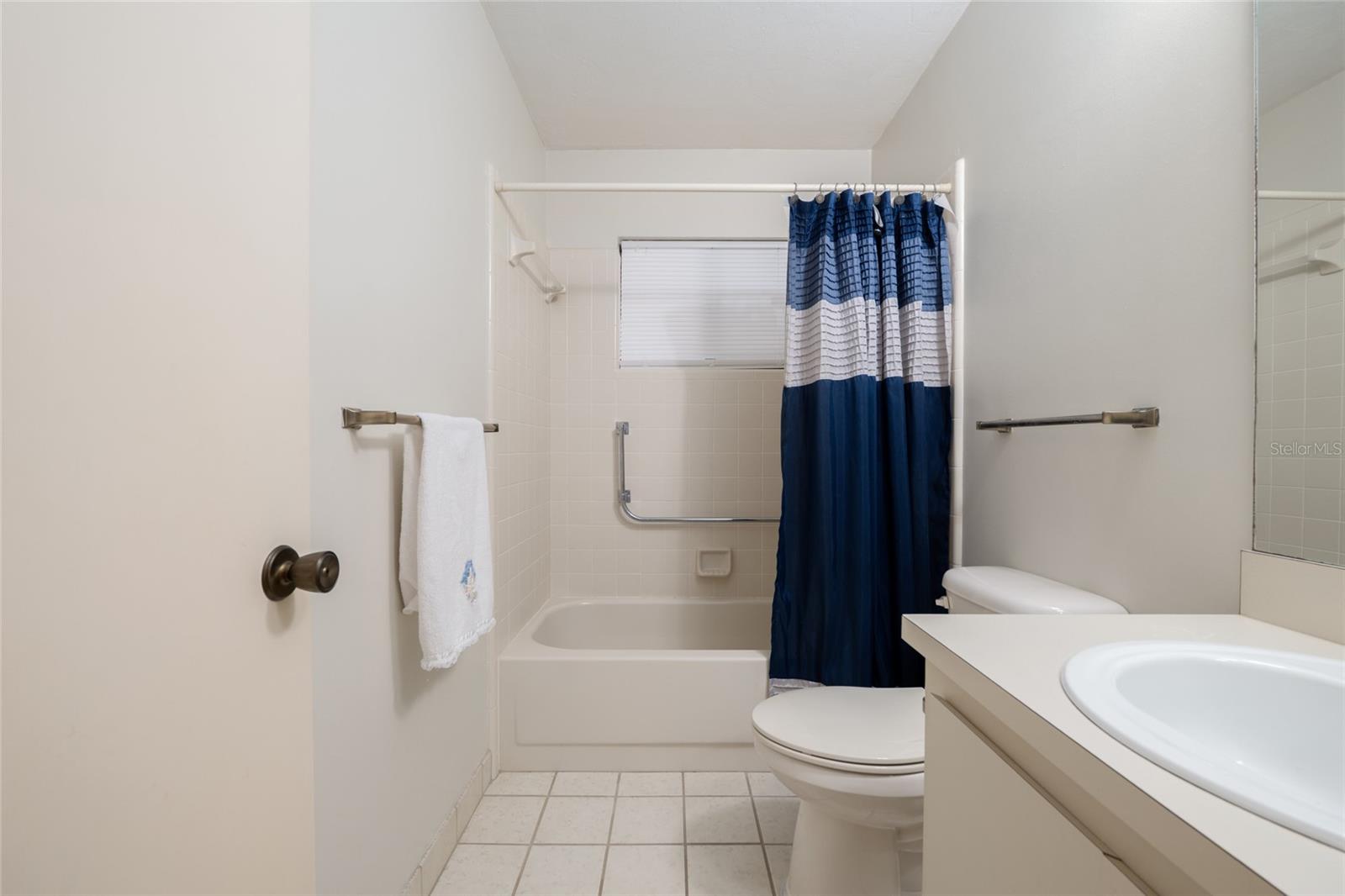 Image 16 of 24 For 8646 42nd Street