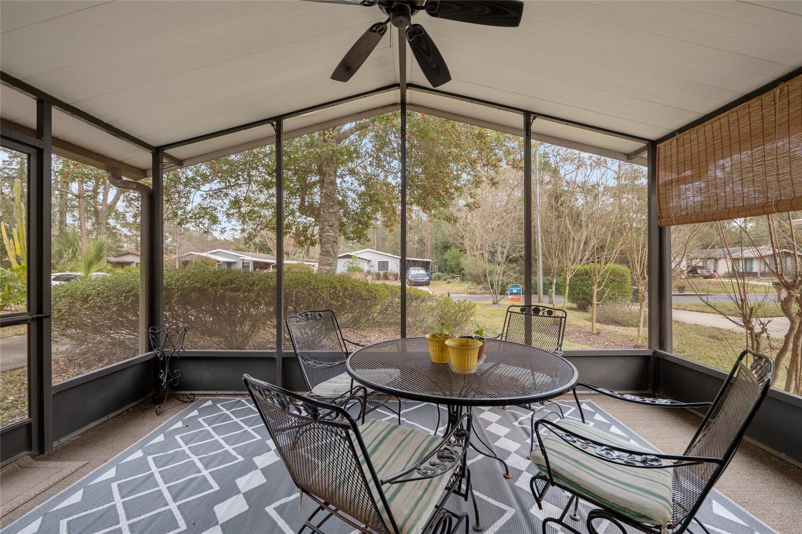 Image 18 of 24 For 8646 42nd Street