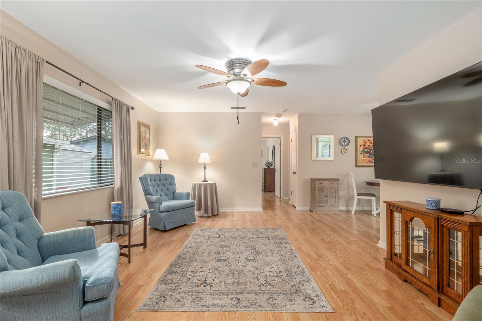 Image 4 of 24 For 8646 42nd Street