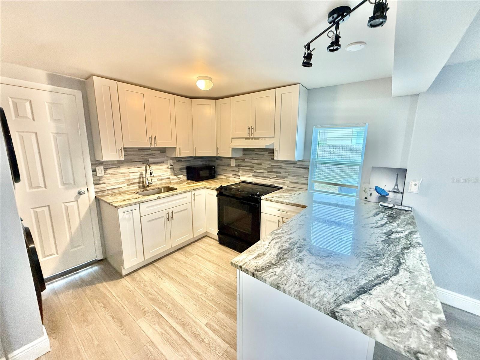 Image 4 of 20 For 1117 Lehto Lane