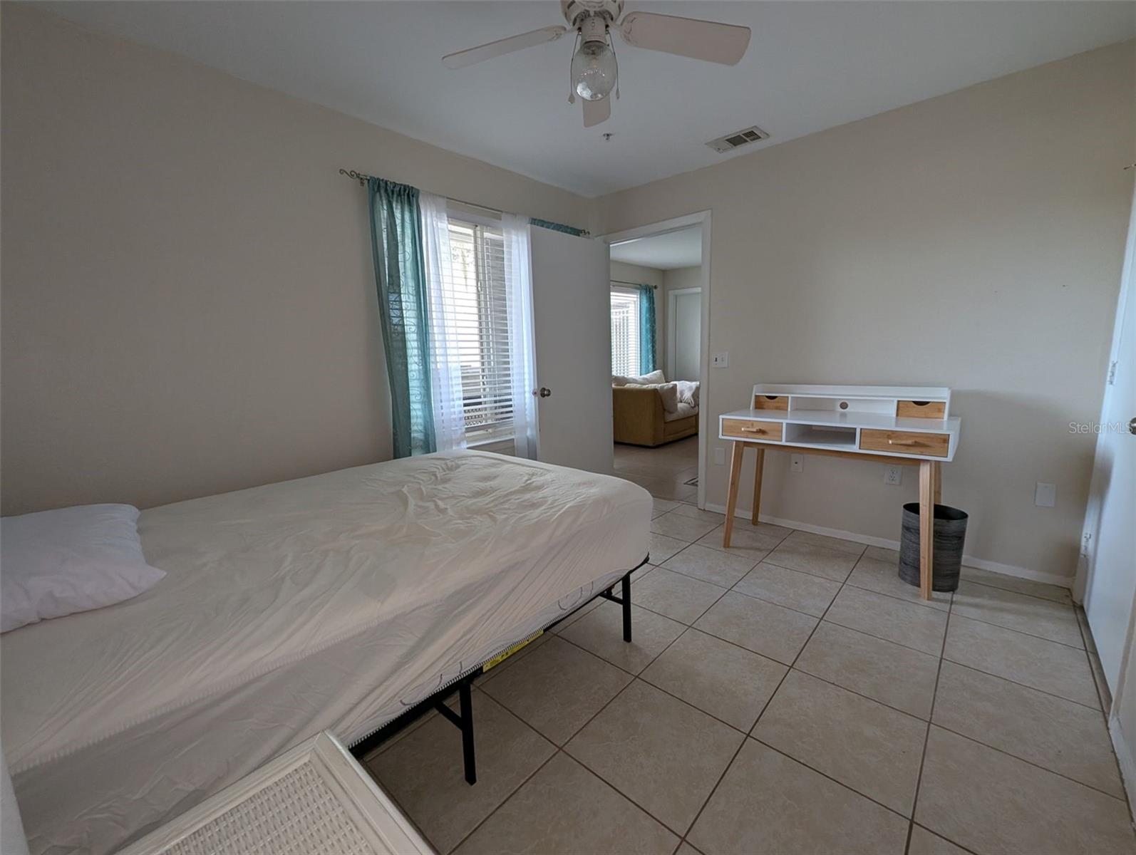 Image 5 of 9 For 4000 23rd Street 4-104