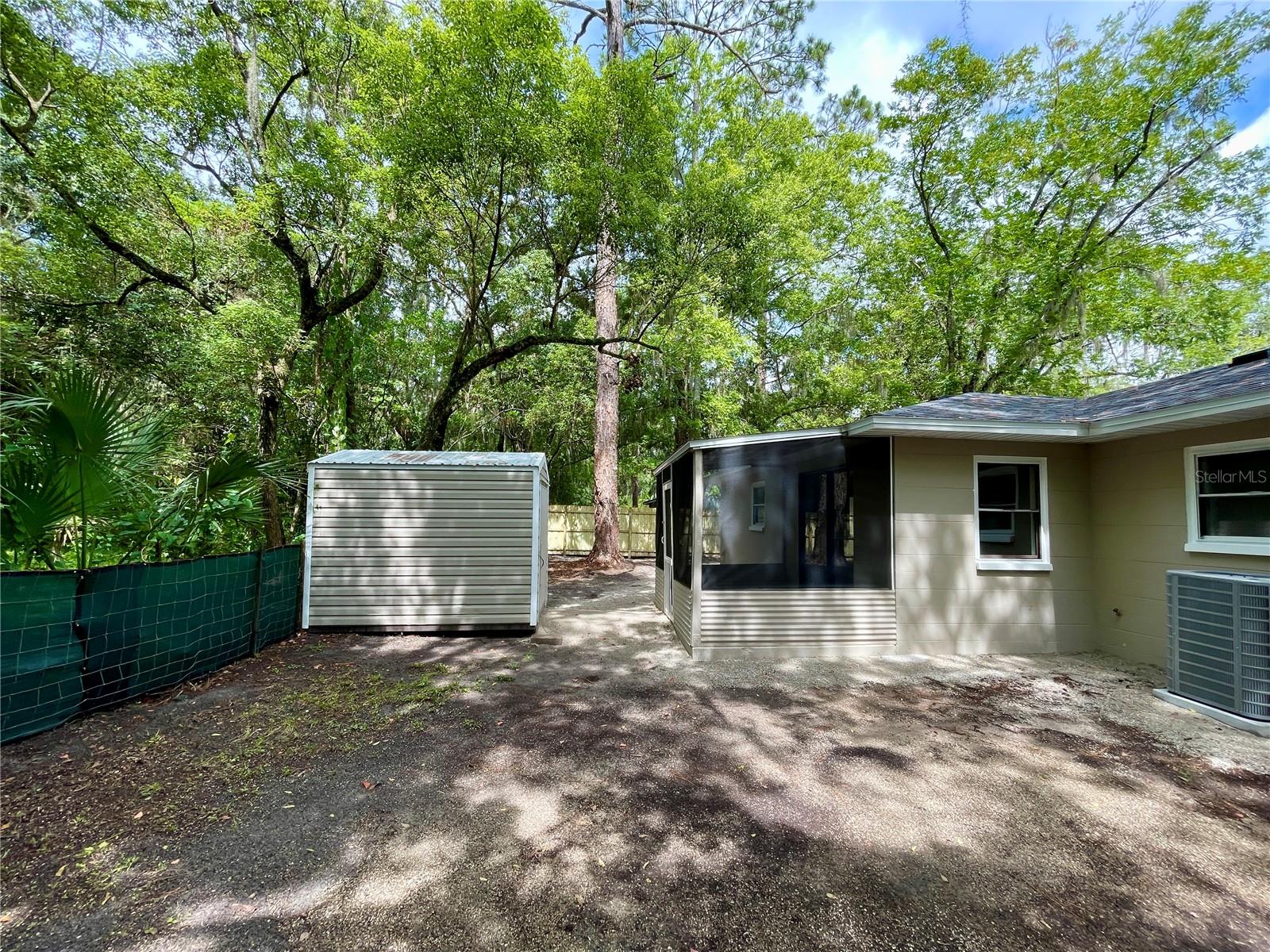 Image 24 of 27 For 1715 6th Place