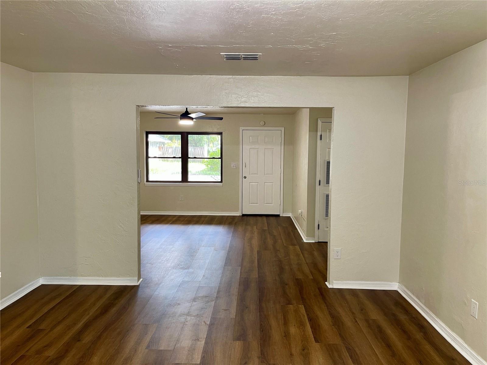 Image 7 of 27 For 1715 6th Place