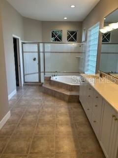 Image 14 of 29 For 1033 Hampstead