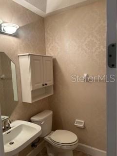 Image 16 of 29 For 1033 Hampstead