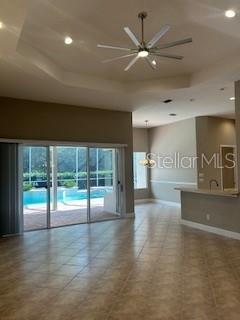 Image 18 of 29 For 1033 Hampstead