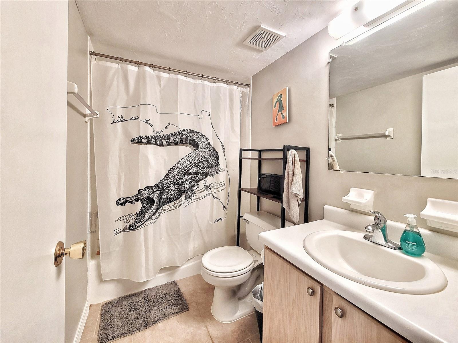 Image 23 of 27 For 2360 Archer Road 801