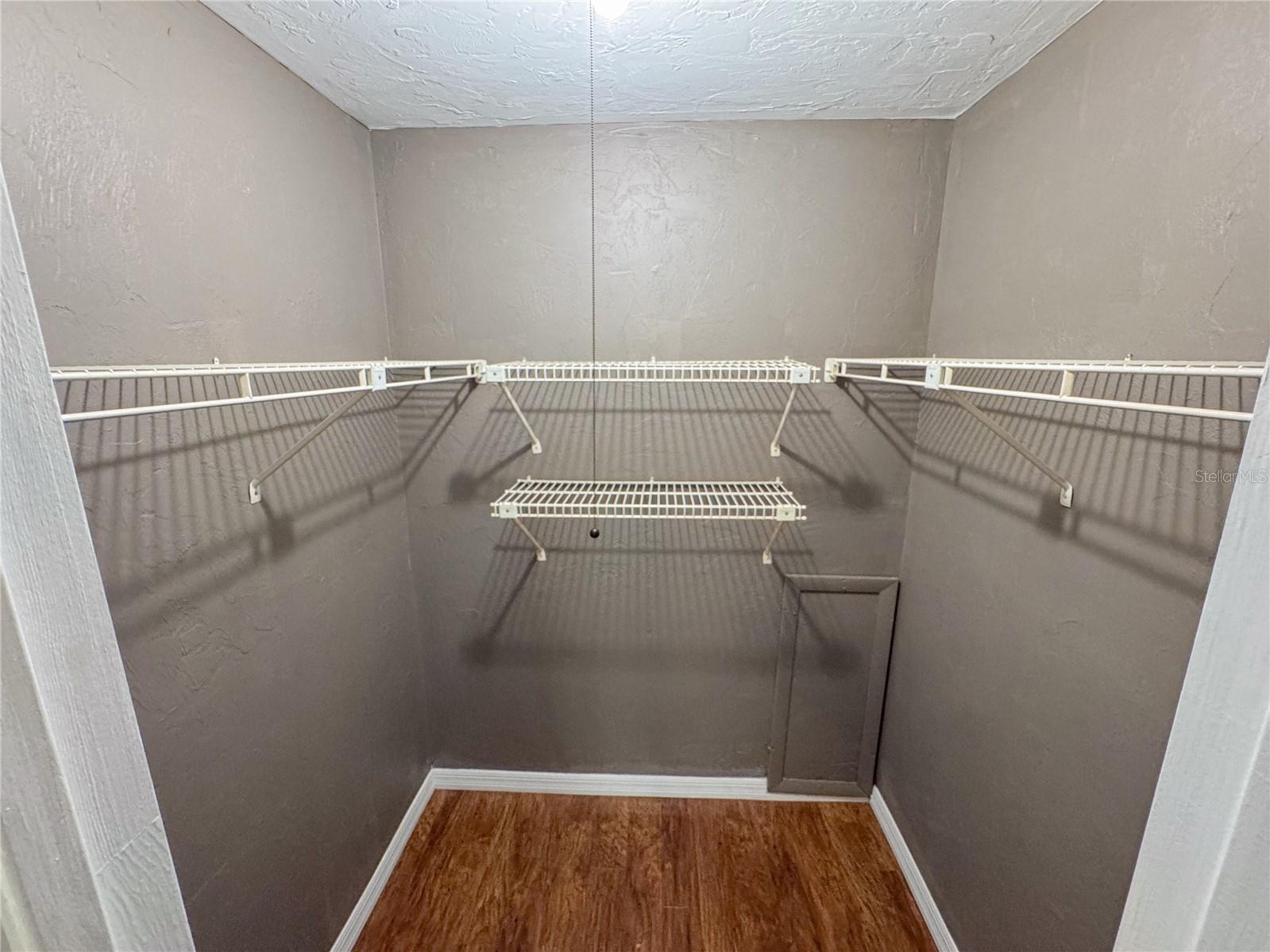 Image 11 of 15 For 1015 9th Street D21