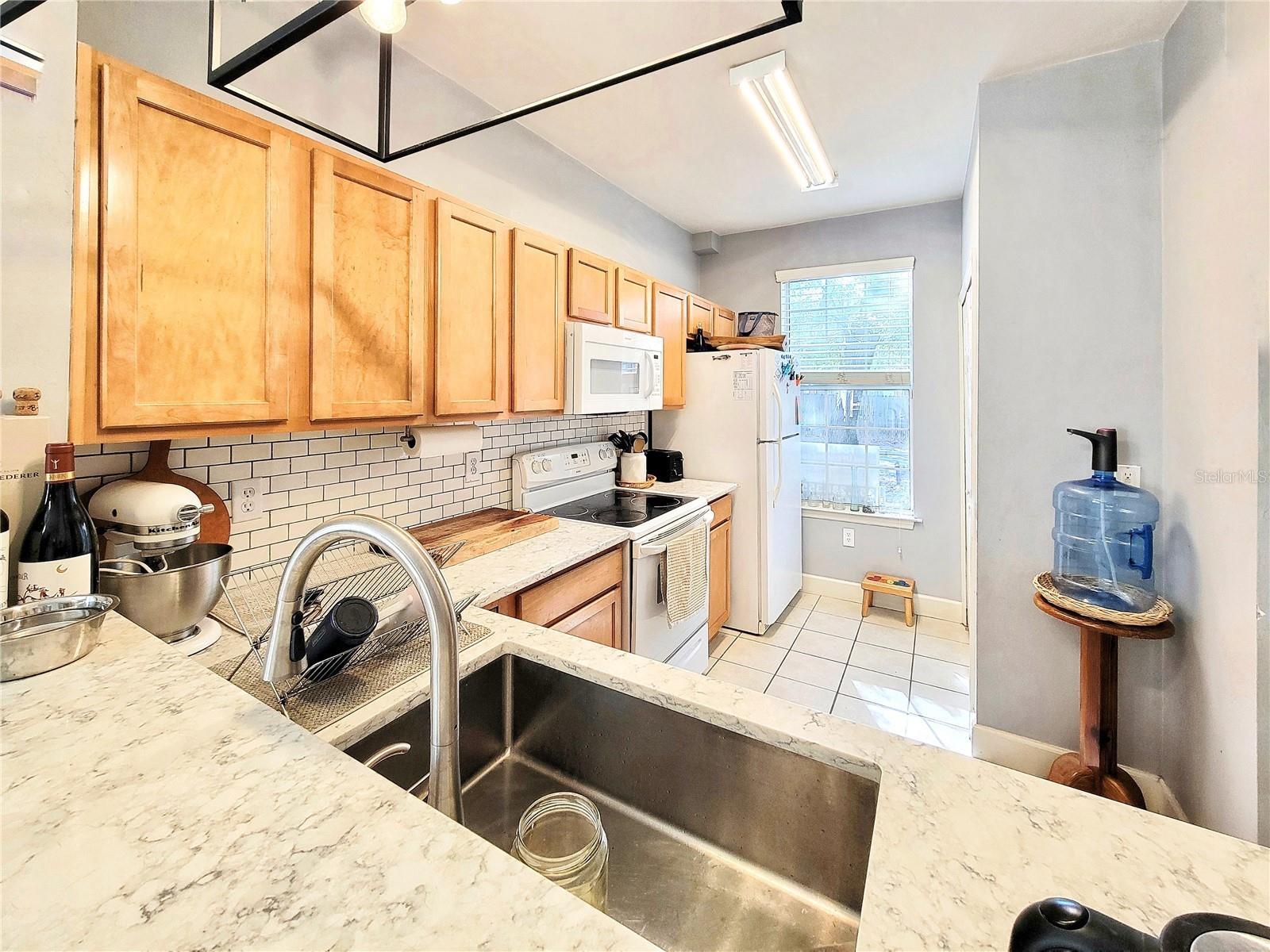 Image 6 of 35 For 901 21st Avenue