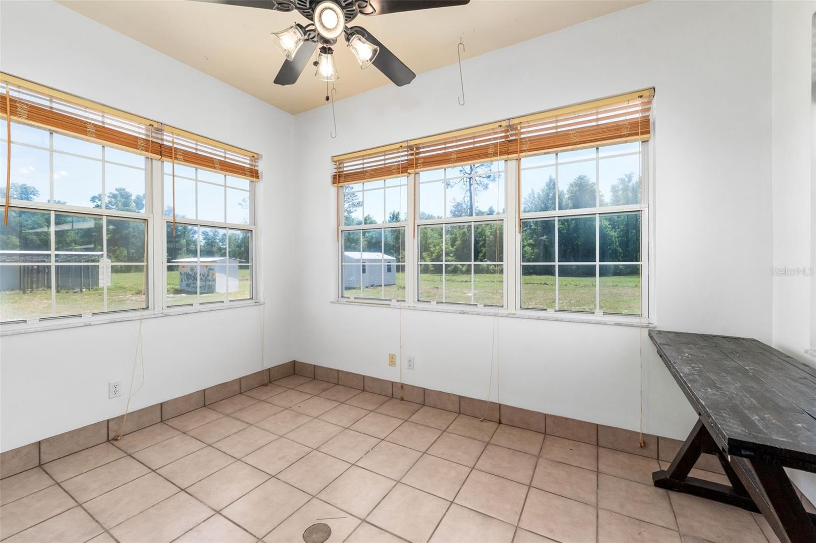 Image 18 of 61 For 20952 60th Terrace