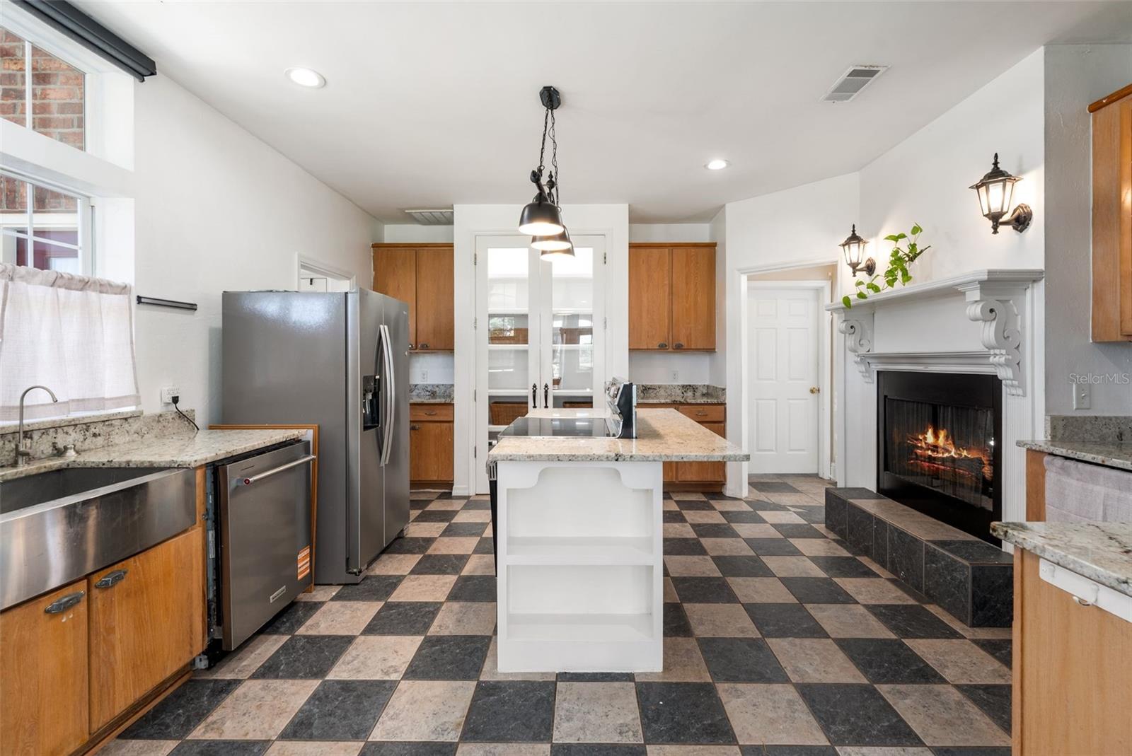 Image 22 of 61 For 20952 60th Terrace