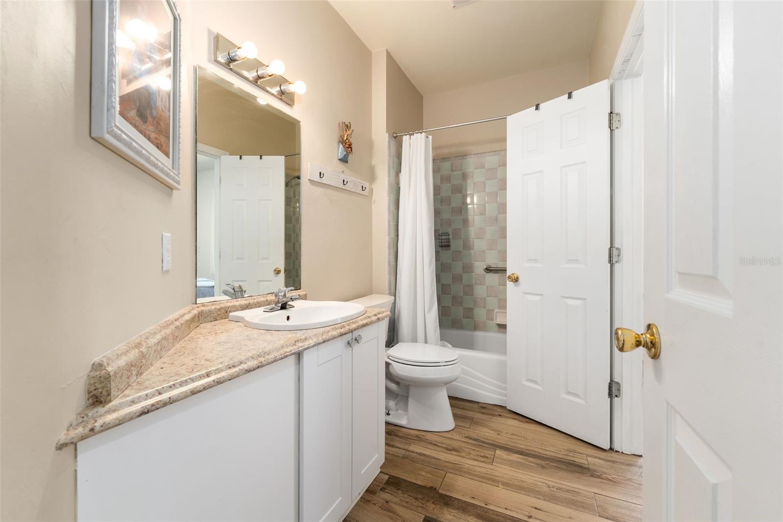 Image 32 of 61 For 20952 60th Terrace