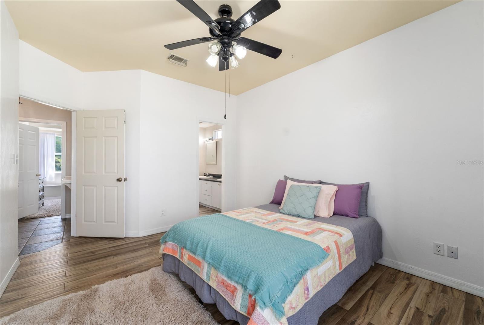 Image 35 of 61 For 20952 60th Terrace