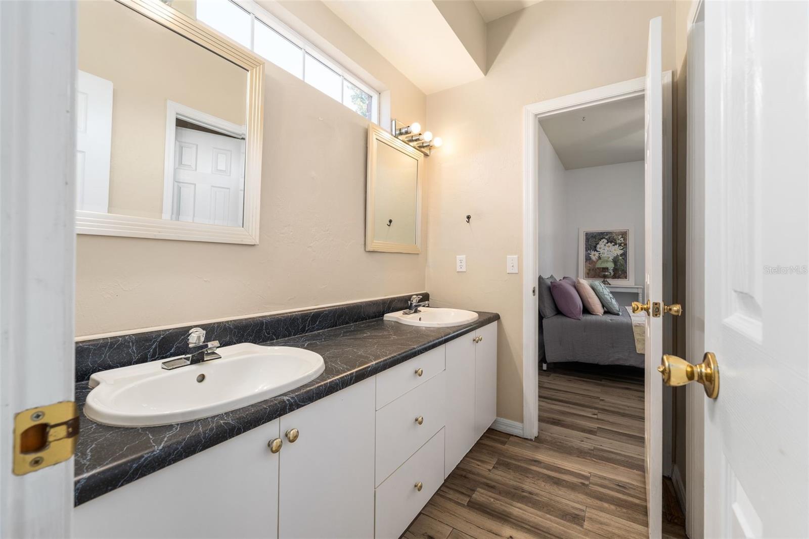 Image 36 of 61 For 20952 60th Terrace