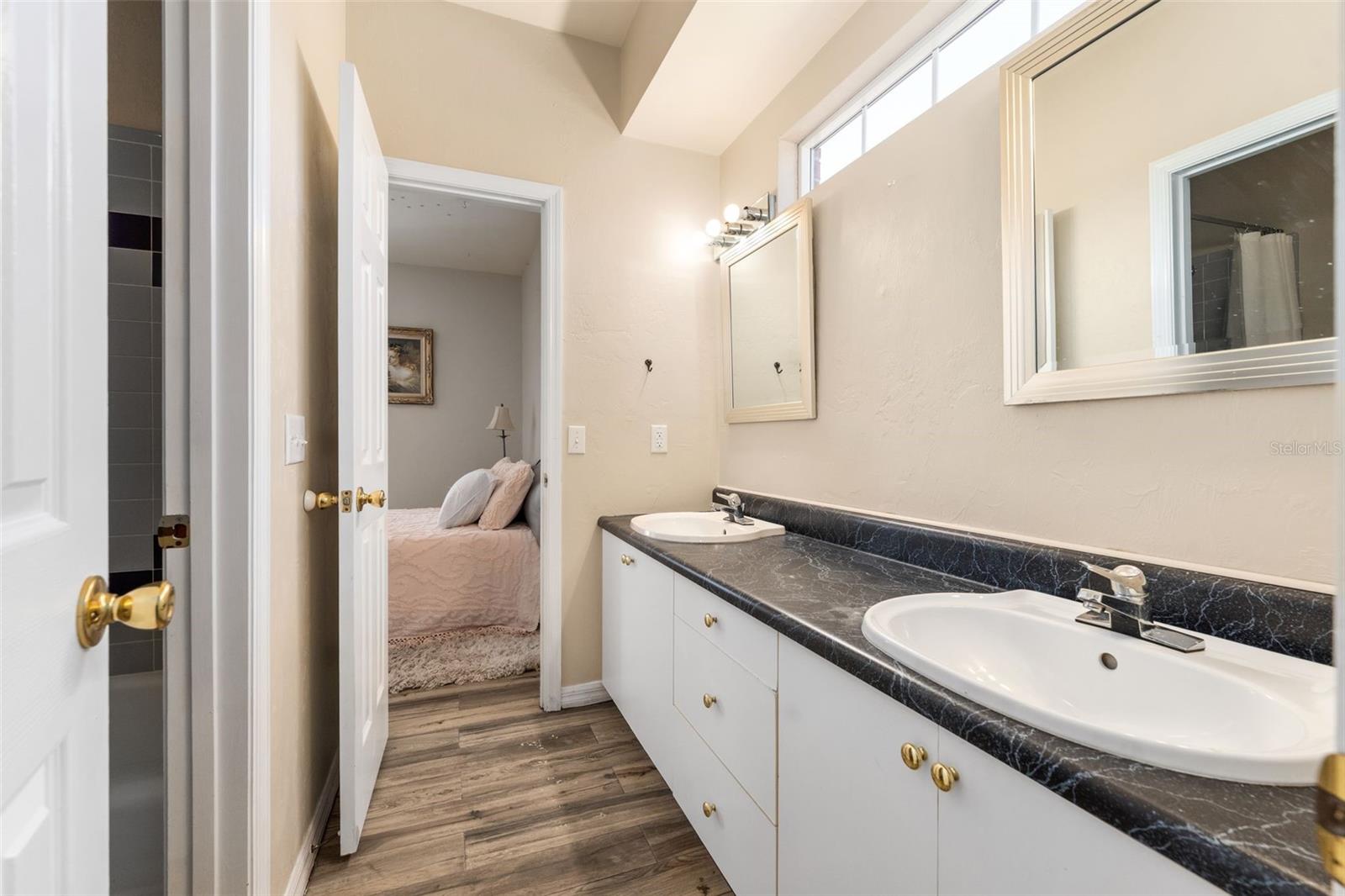 Image 37 of 61 For 20952 60th Terrace