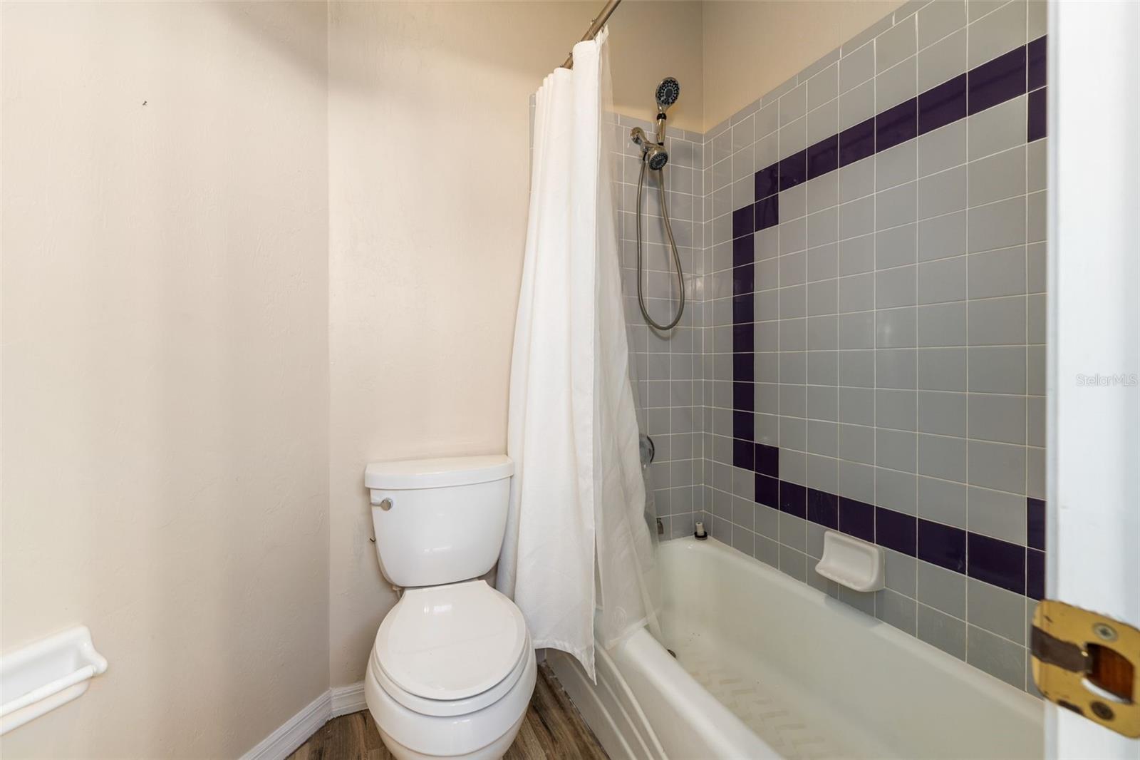 Image 38 of 61 For 20952 60th Terrace