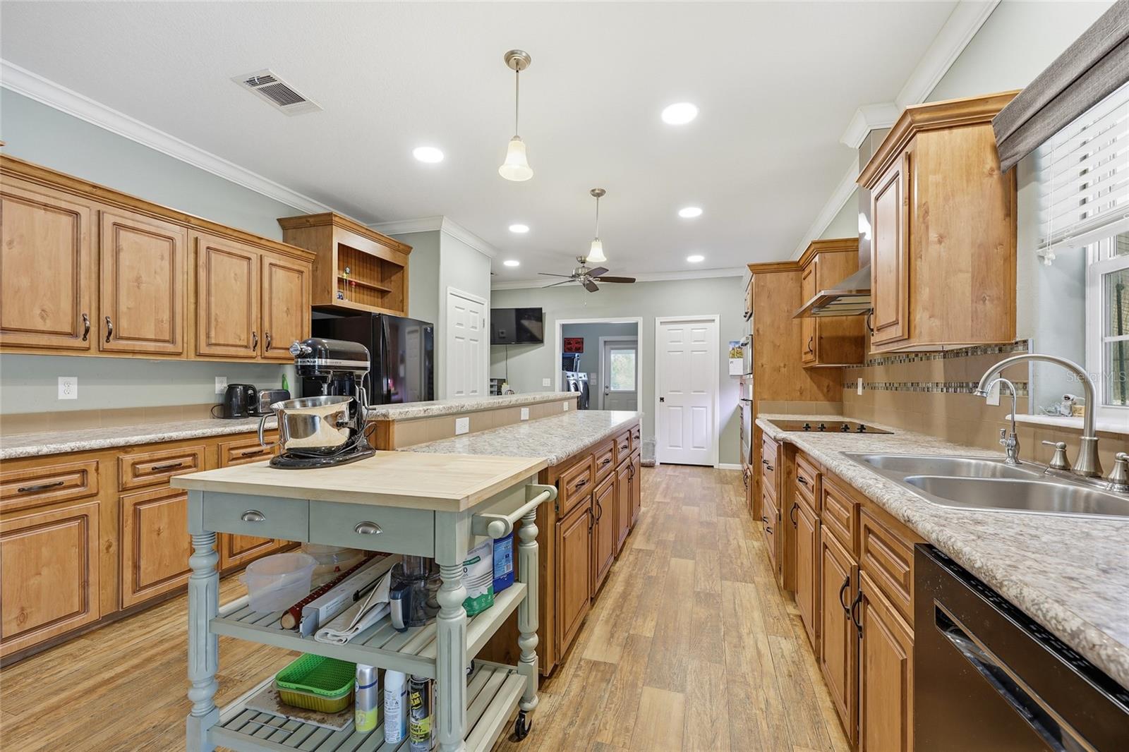 Image 3 of 26 For 301 Ka-di Lane