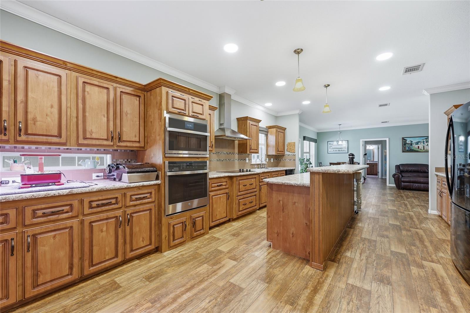 Image 4 of 26 For 301 Ka-di Lane