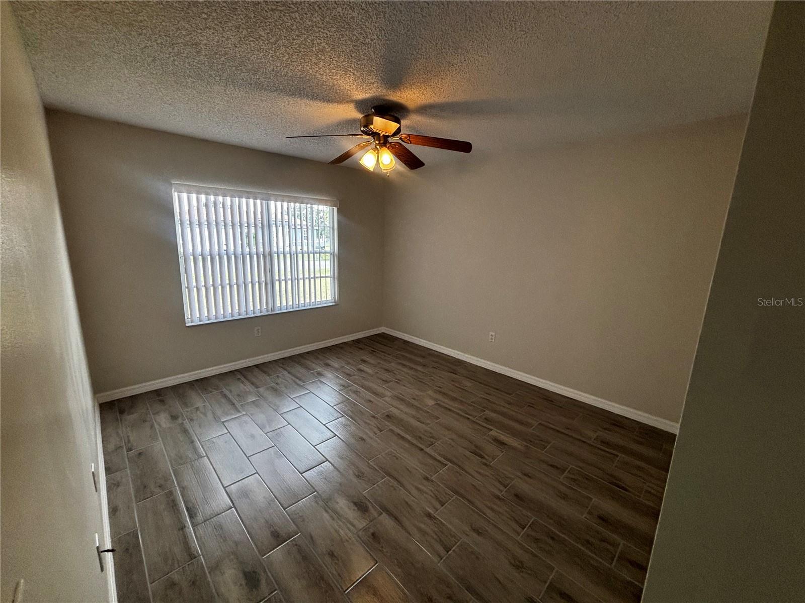 Image 7 of 9 For 109 Emerald Road