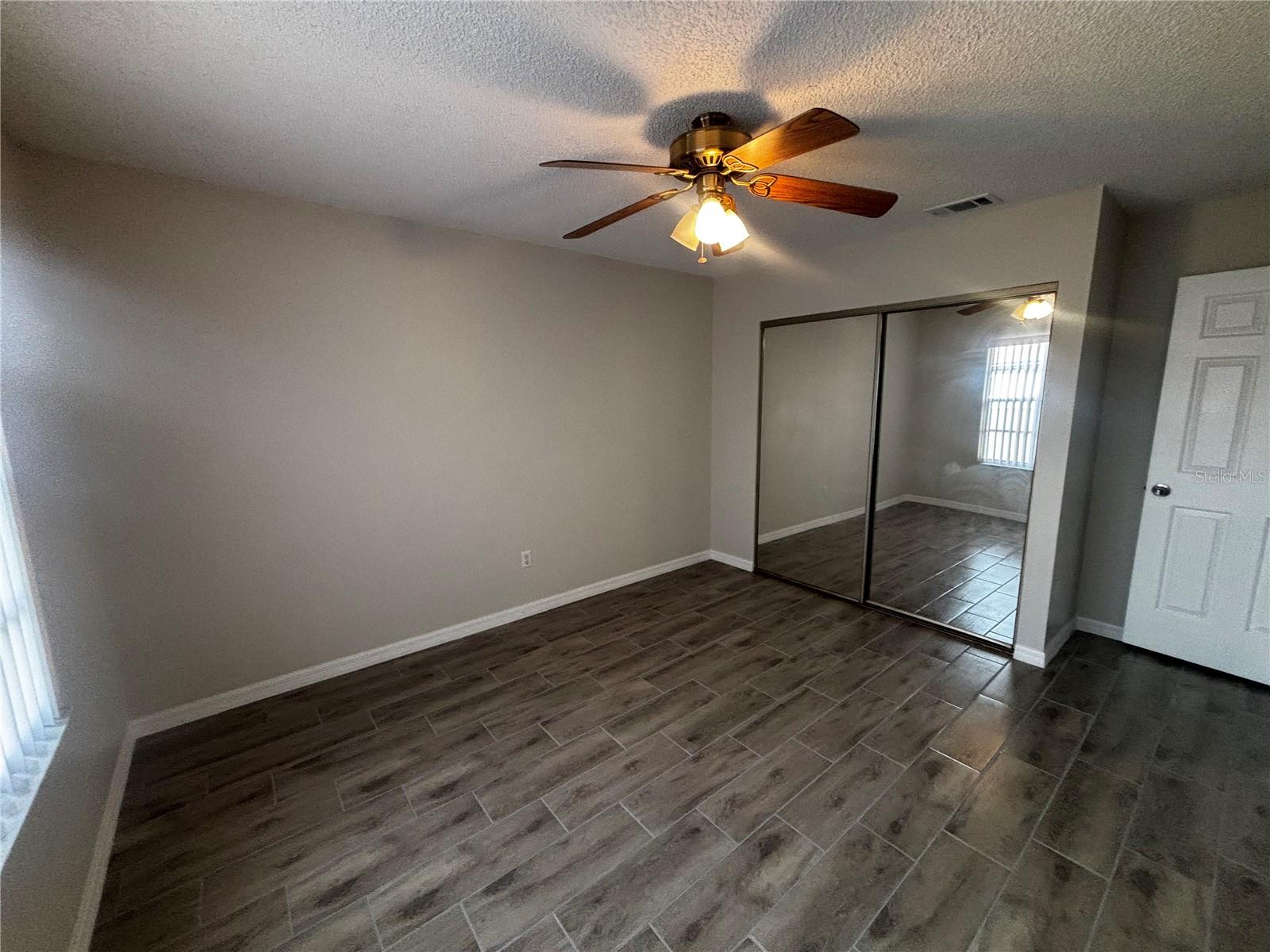 Image 8 of 9 For 109 Emerald Road