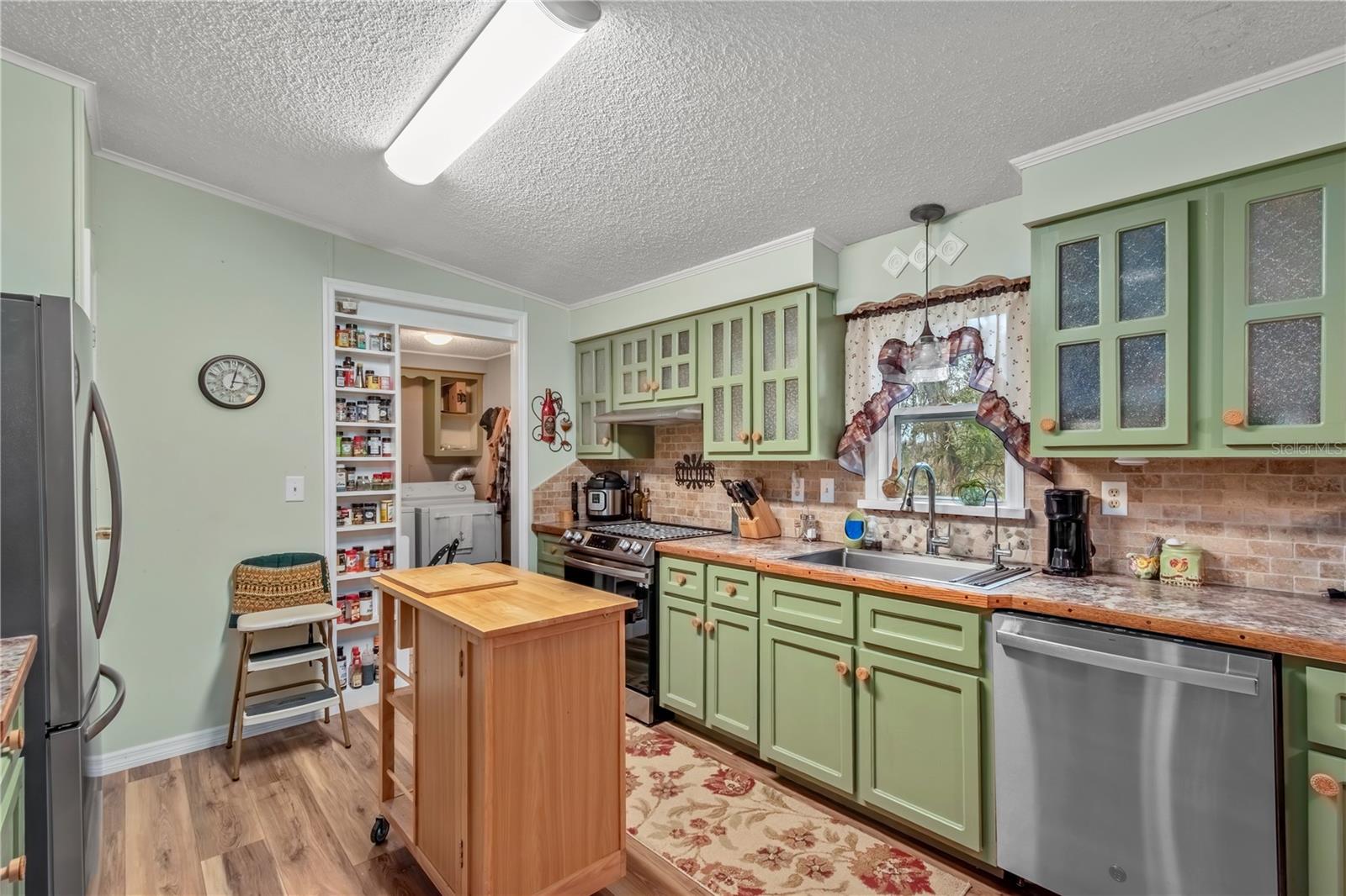 Image 11 of 41 For 112 Magnolia Street