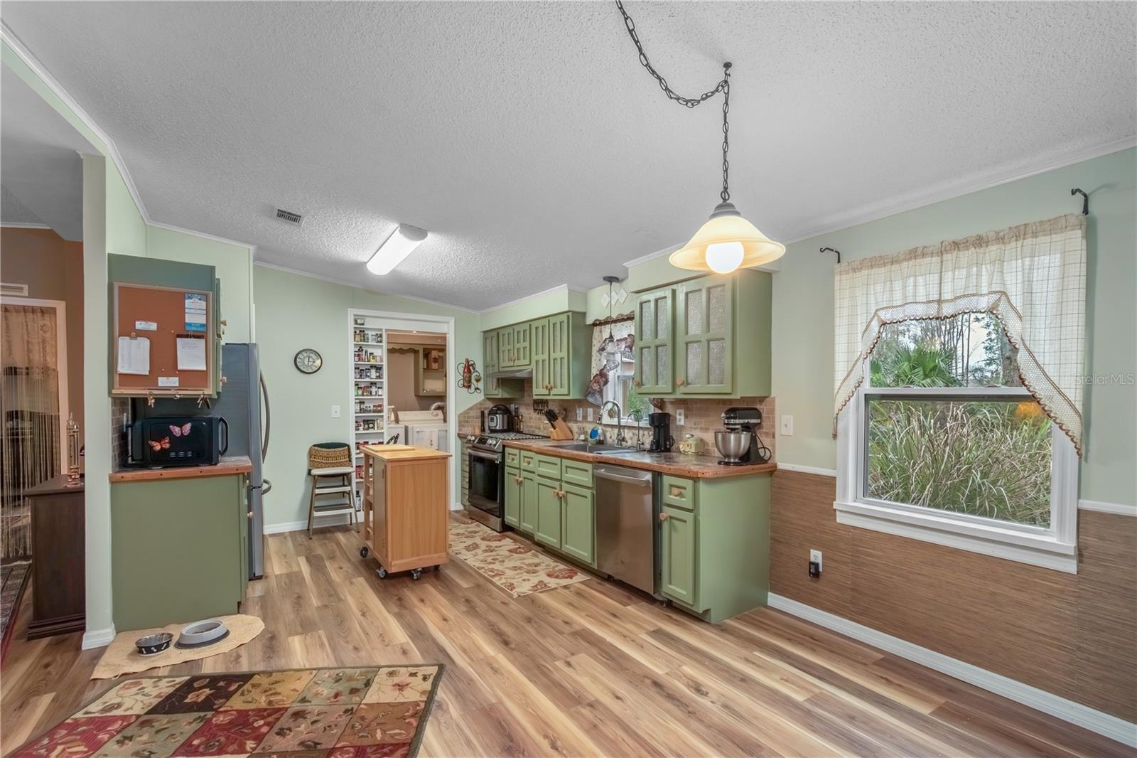 Image 13 of 41 For 112 Magnolia Street