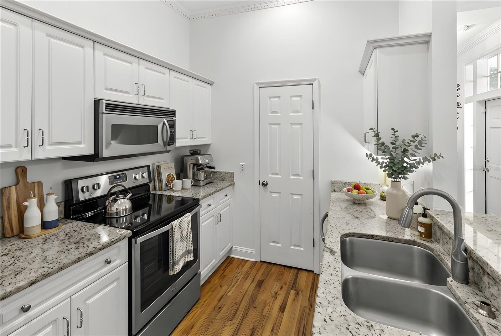 Image 9 of 26 For 4920 91st Drive