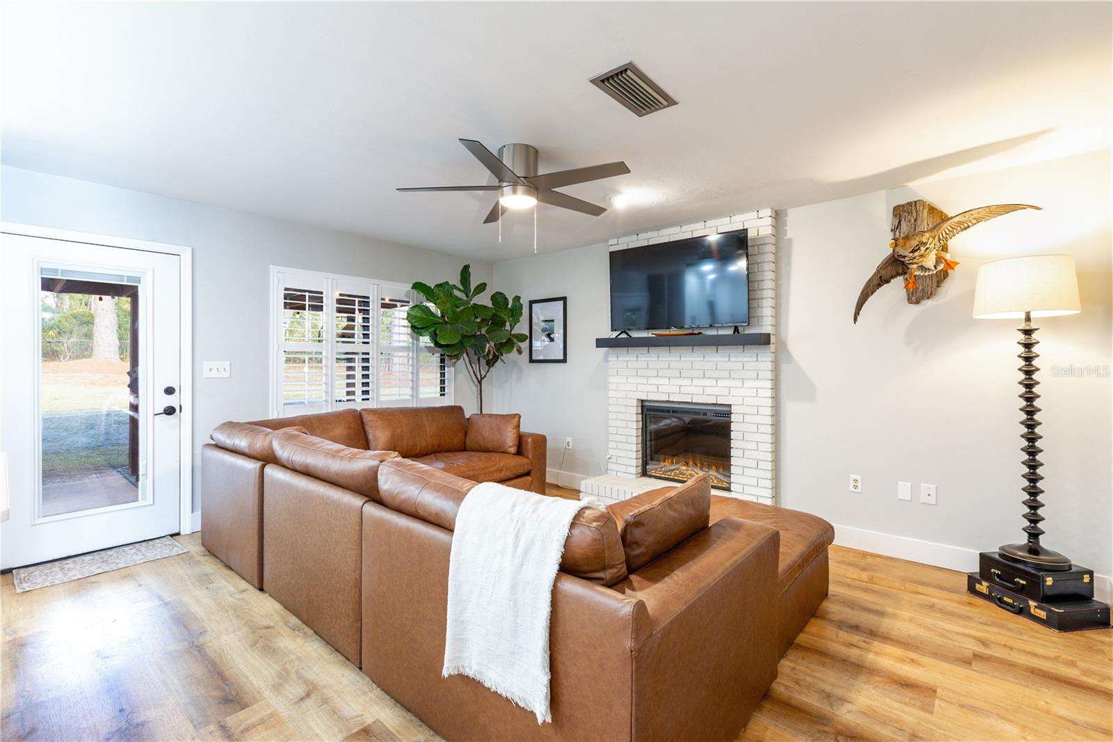 Image 13 of 37 For 10237 12th Place