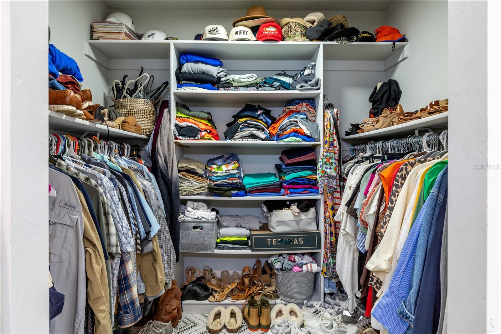 Image 18 of 37 For 10237 12th Place