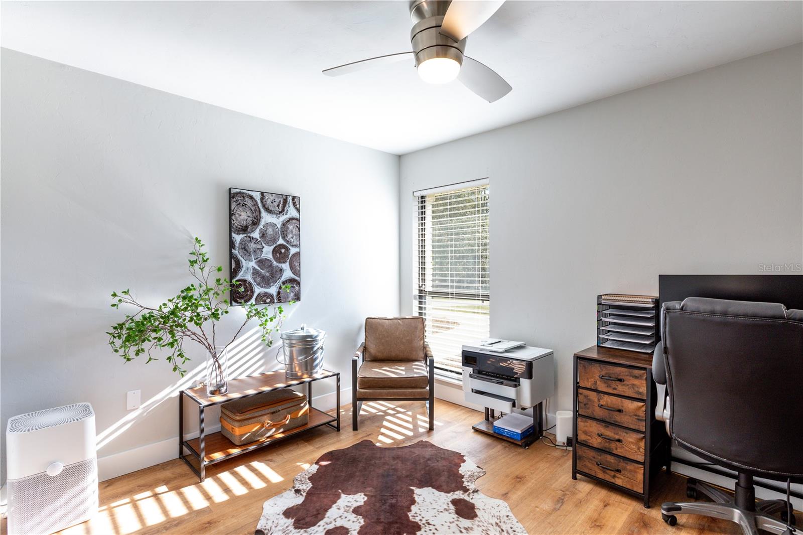 Image 23 of 37 For 10237 12th Place