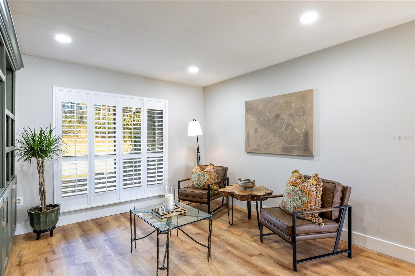 Image 9 of 37 For 10237 12th Place