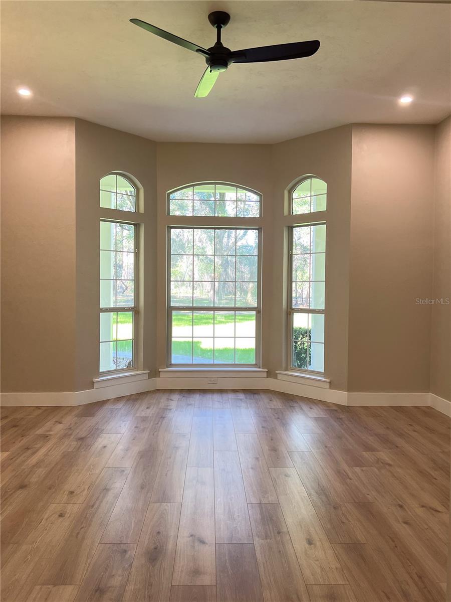 Image 19 of 51 For 15125 87th Avenue