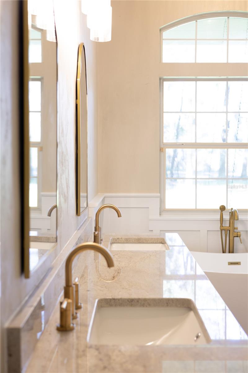 Image 25 of 51 For 15125 87th Avenue