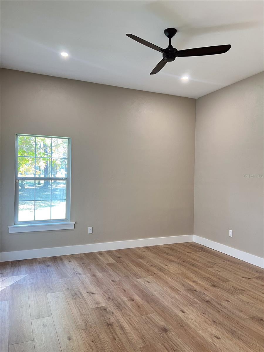 Image 34 of 51 For 15125 87th Avenue