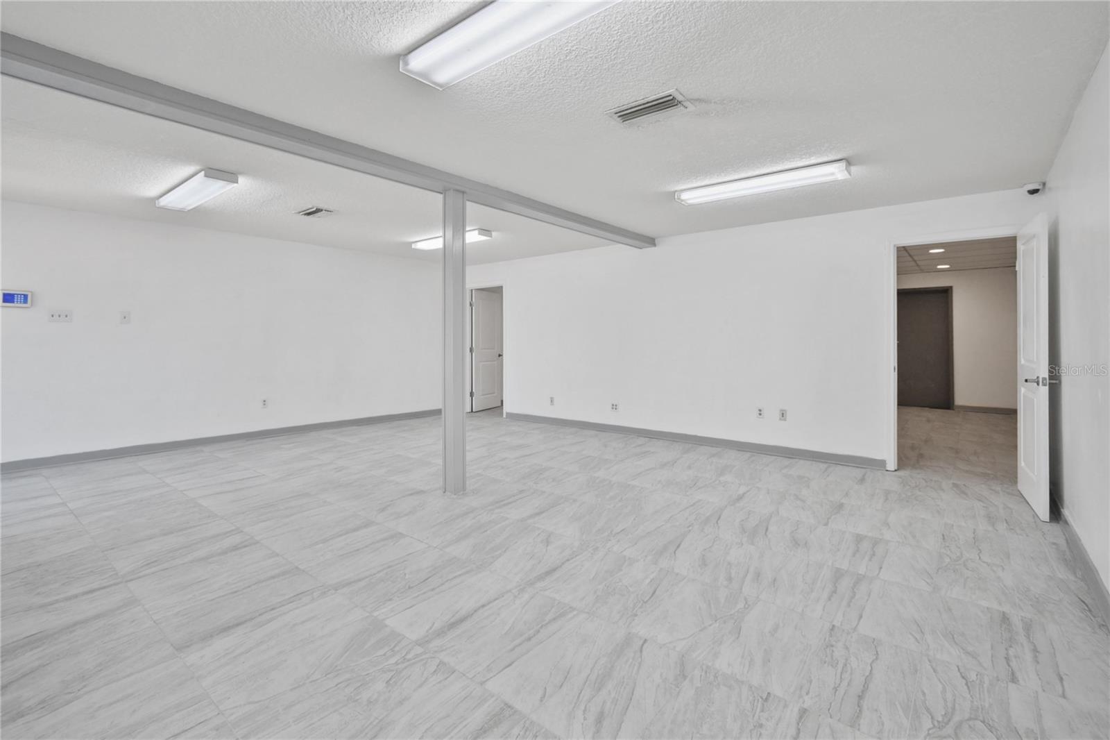 Image 17 of 27 For 3429 Liberty Street