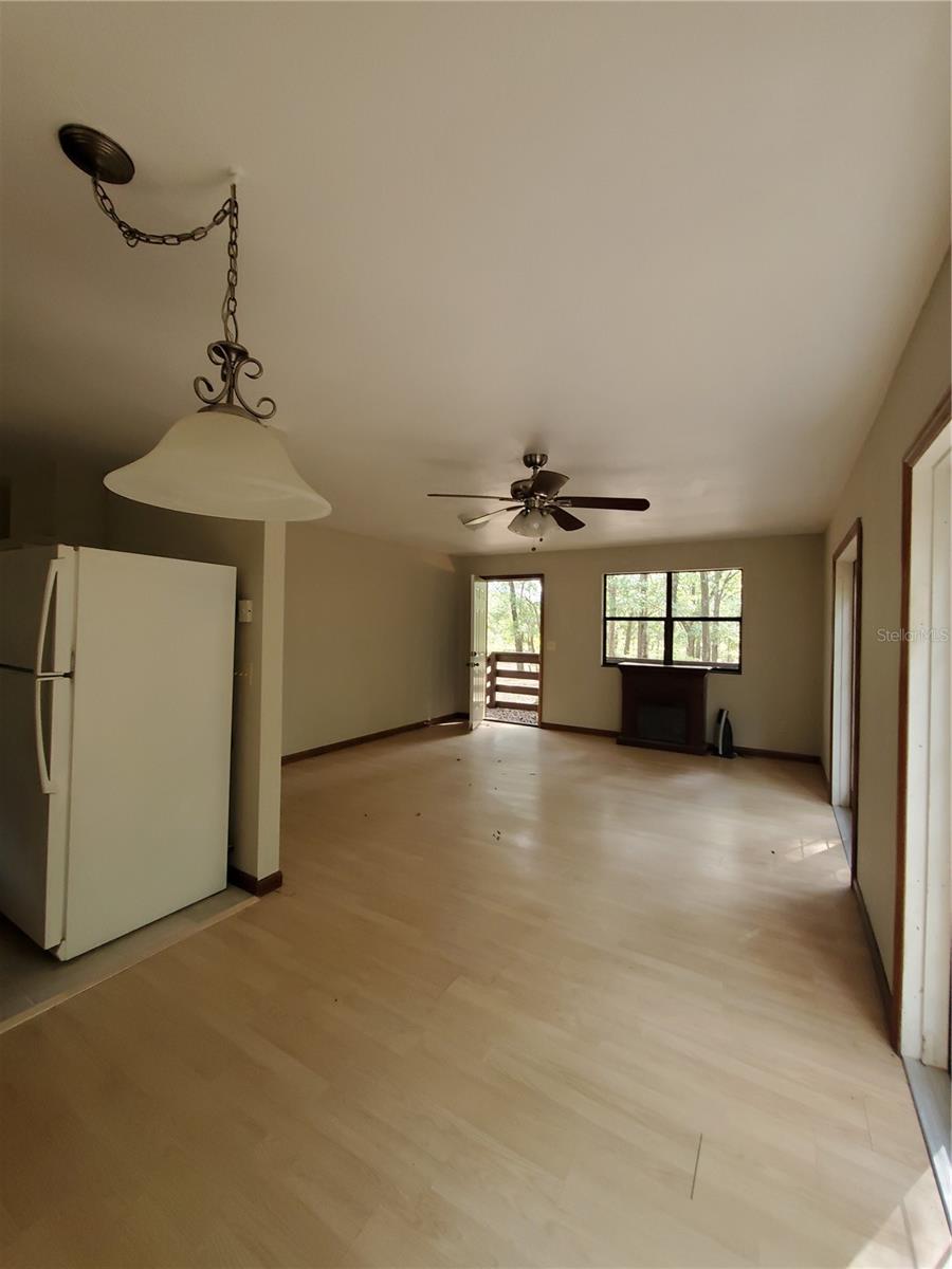 Image 4 of 15 For 4919 18 Trail