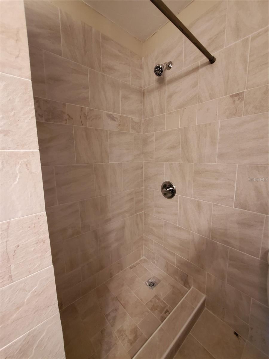 Image 9 of 15 For 4919 18 Trail