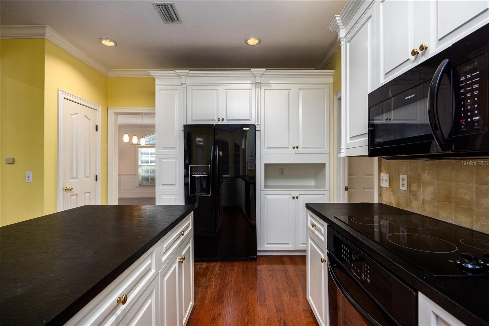 Image 29 of 65 For 4509 53rd Street