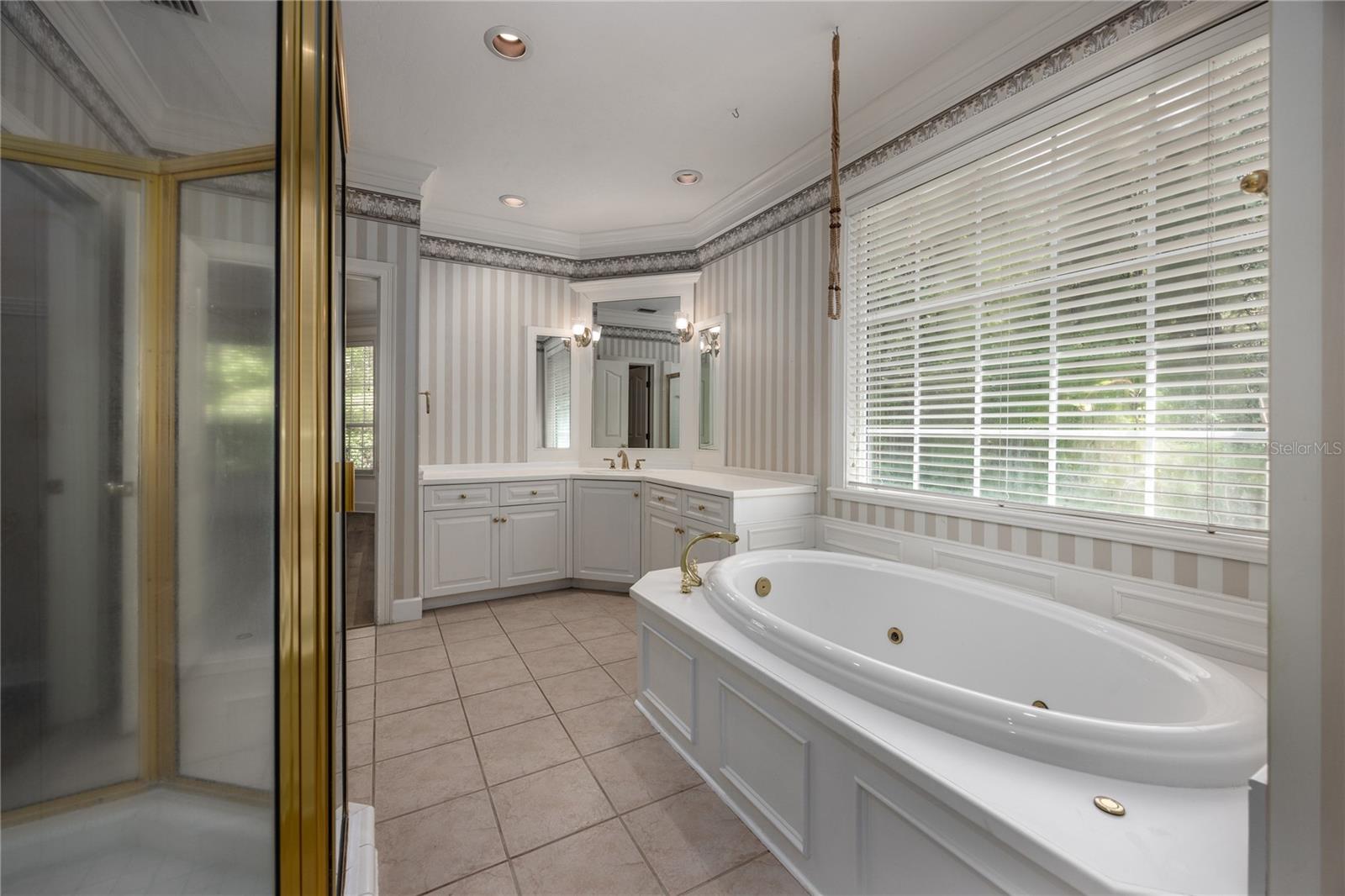 Image 37 of 65 For 4509 53rd Street