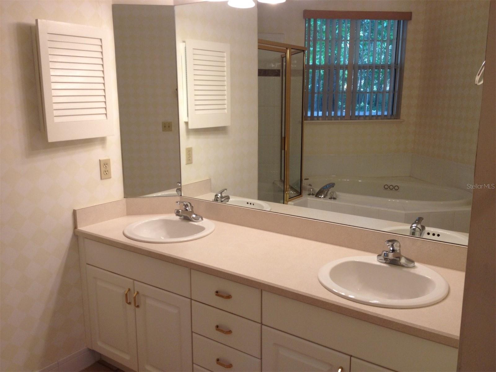 Image 14 of 19 For 4414 91st Drive