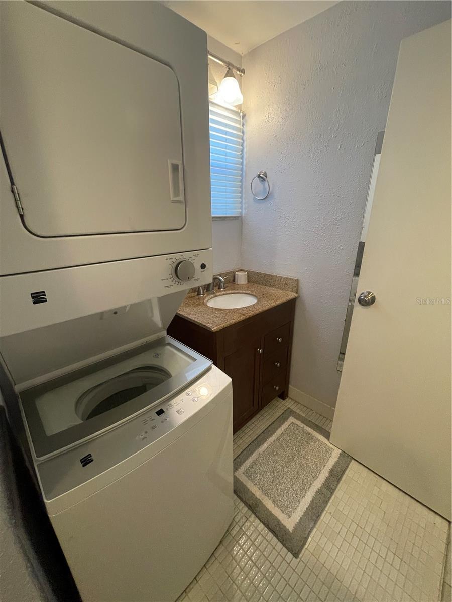 Image 9 of 15 For 611 75th Street 104