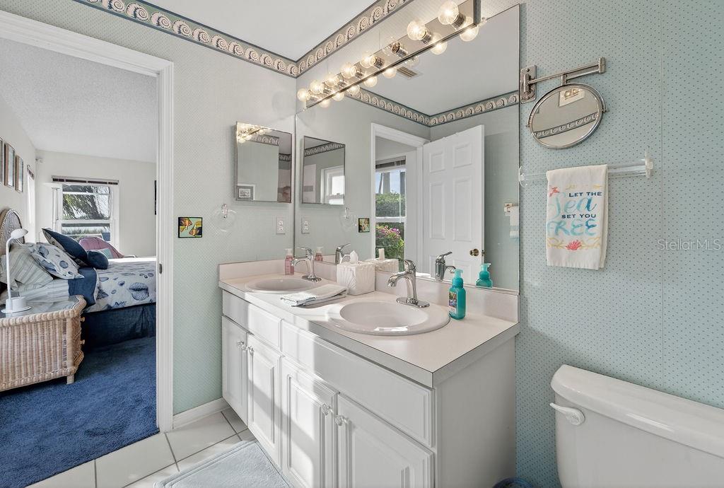 Image 10 of 36 For 5078 47th Street W