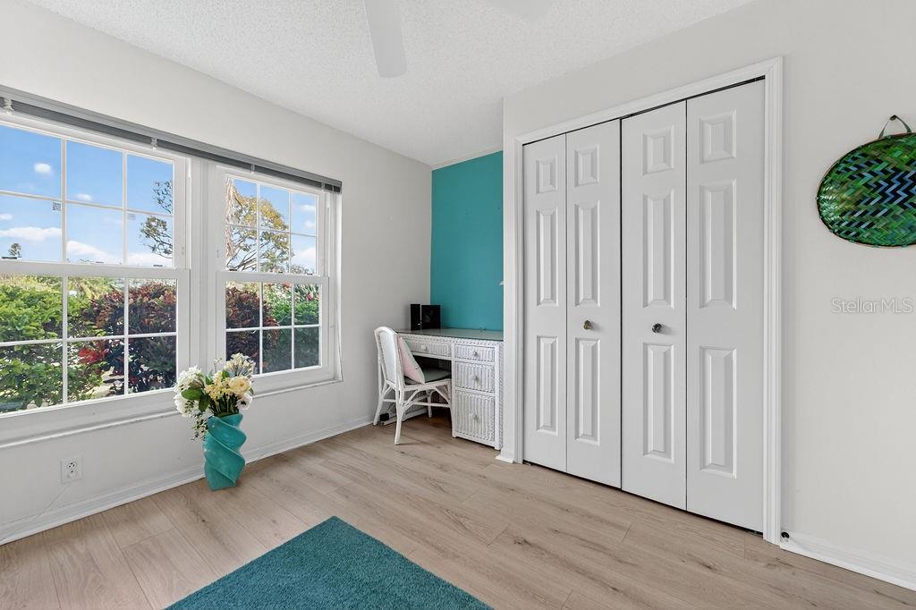 Image 13 of 36 For 5078 47th Street W