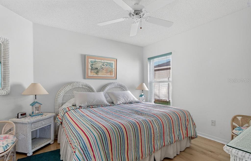 Image 15 of 36 For 5078 47th Street W